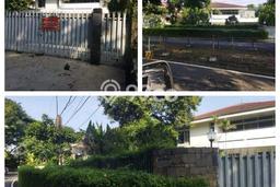 Ready to Use! Luxury House LT 1515m2 Desain Elegan di Pondok Indah Ready to Use! Luxury House LT 1515m2 Desain Elegan di Pondok Indah
