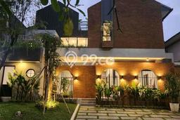 For Sale! Luxury House LT 252m2 Desain Modern di BSD The Green For Sale! Luxury House LT 252m2 Desain Modern di BSD The Green