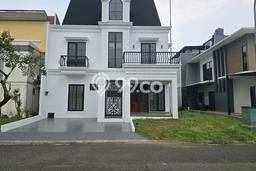 Ready to Use! Premium House LT 200m2 Desain Modern di BSD Ready to Use! Premium House LT 200m2 Desain Modern di BSD