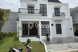 Rumah Mewah LB 275m2 Siap Huni Desain Elegan di BSD The Icon, Tangerang Rumah Mewah LB 275m2 Siap Huni Desain Elegan di BSD The Icon, Tangerang