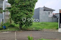 Tanah di Tangerang, Tangerang Luas 301m2 Dijual Segera Tanah di Tangerang, Tangerang Luas 301m2 Dijual Segera