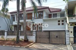 Rumah Nyaman di Pondok Indah, Jakarta Selatan, LT 462m² LB 480m² Rumah Nyaman di Pondok Indah, Jakarta Selatan, LT 462m² LB 480m²