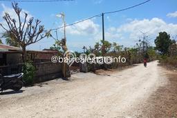 Strategic Land In Uluwatu With 600 M2 In Yellow Zone Strategic Land In Uluwatu With 600 M2 In Yellow Zone