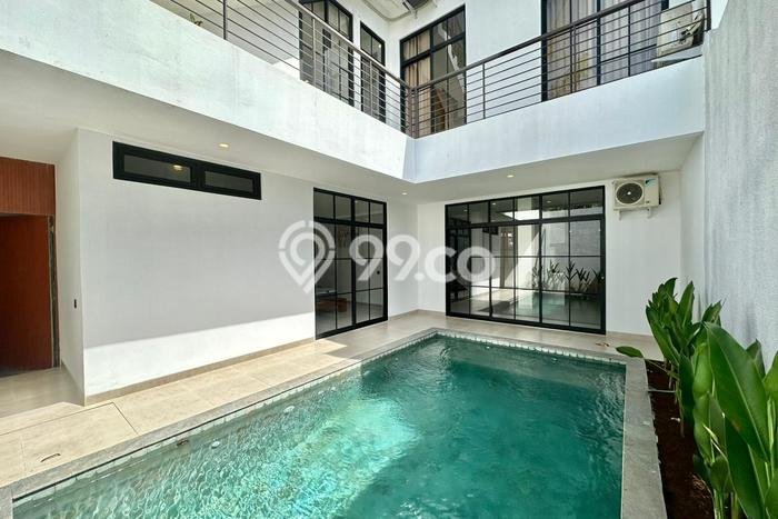 Vila di , Area 186m2m², Posisi Premium Vila di , Area 186m2m², Posisi Premium