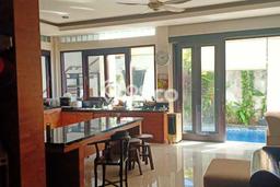 HARGA TERBAIK! Vila Kawasan , Luas 450m2m², Area Strategis HARGA TERBAIK! Vila Kawasan , Luas 450m2m², Area Strategis