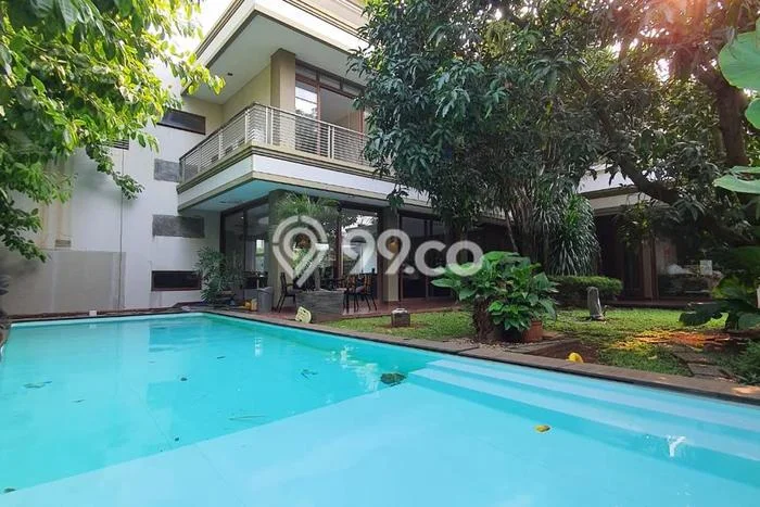 Dijual Hunian Mewah dengan Fasilitas Sekitar Komplit di Kebayoran Lama, Jakarta Selatan Dijual Hunian Mewah dengan Fasilitas Sekitar Komplit di Kebayoran Lama, Jakarta Selatan