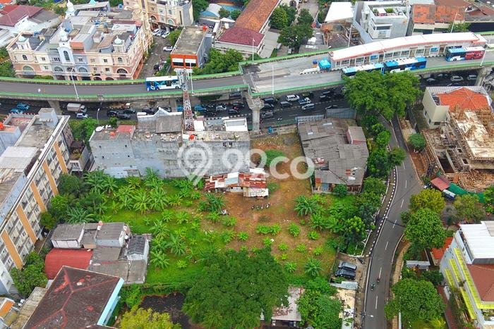 Jarang Ada! Tanah di Kebayoran Baru Punya Luas 2461m2 - Jarang Ada! Tanah di Kebayoran Baru Punya Luas 2461m2 -