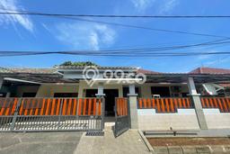 SPECIAL LISTING! Rumah area Serpong Villa Melati Mas, 3 KT, Akses Fasilitas, LT 192m² LB 130m² SPECIAL LISTING! Rumah area Serpong Villa Melati Mas, 3 KT, Akses Fasilitas, LT 192m² LB 130m²