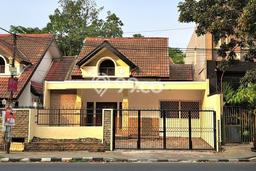 Rumah Elit LB 150m2 Siap Pakai Desain Elegan di BSD Kencana Loka, Tangerang Rumah Elit LB 150m2 Siap Pakai Desain Elegan di BSD Kencana Loka, Tangerang