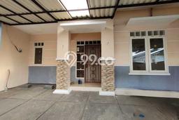 For Sale Rumah 3 Kamar Lokasi Strategis Nyaman dan Strategis di Serpong Villa Melati Mas For Sale Rumah 3 Kamar Lokasi Strategis Nyaman dan Strategis di Serpong Villa Melati Mas
