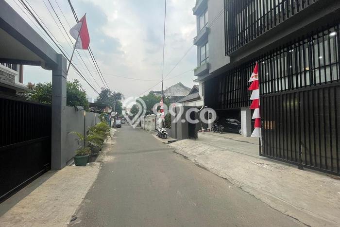 Komersial Kawasan Radio Dalam, Luas 200m², Lokasi Strategis Komersial Kawasan Radio Dalam, Luas 200m², Lokasi Strategis