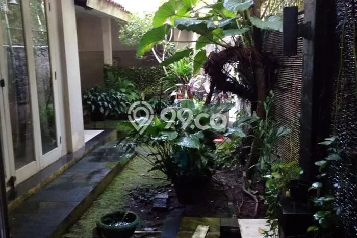 Rumah Tropis Furnish Antik Kawasan Taman Provence Bsd City Rumah Tropis Furnish Antik Kawasan Taman Provence Bsd City