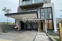 Dijual Cepat Rumah LT 300m² / LB 454m² di Kawasan Bisnis BSD, Tangerang Dijual Cepat Rumah LT 300m² / LB 454m² di Kawasan Bisnis BSD, Tangerang