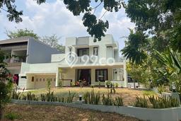 Rumah 5 KT 3 KM di Area Premium BSD Vermont, Tangerang Rumah 5 KT 3 KM di Area Premium BSD Vermont, Tangerang
