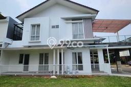 NEW LISTING! Rumah Strategis di BSD The Icon, Luas 168m² Bangunan 220m² NEW LISTING! Rumah Strategis di BSD The Icon, Luas 168m² Bangunan 220m²