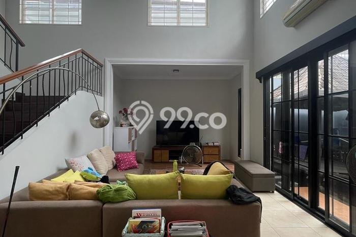 Rumah Elit Modern Tanpa Renovasi di BSD Bukit Golf Tangerang Rumah Elit Modern Tanpa Renovasi di BSD Bukit Golf Tangerang