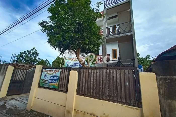 Kost Dijual Lokasi Taktakan, Serang, Spesifikasi 28 Kamar Tidur dan Luas 200m2 Kost Dijual Lokasi Taktakan, Serang, Spesifikasi 28 Kamar Tidur dan Luas 200m2