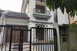 Disewa Rumah Luas Layout Plong Depan Taman De Latinos Bsd De Rio Disewa Rumah Luas Layout Plong Depan Taman De Latinos Bsd De Rio