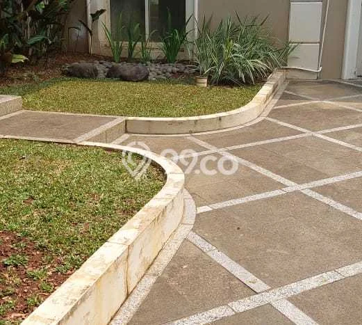 Hunian Minimalis Disewakan di Lippo Karawaci Tangerang 4 KT & 4 KM Hunian Minimalis Disewakan di Lippo Karawaci Tangerang 4 KT & 4 KM