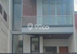 For Sale Hunian Rumah Terawat 4 Kamar di Villa Melati Mas, Tangerang Selatan For Sale Hunian Rumah Terawat 4 Kamar di Villa Melati Mas, Tangerang Selatan