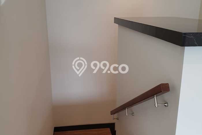 Rumah Elit Modern Tanpa Renovasi di BSD The Icon Tangerang Rumah Elit Modern Tanpa Renovasi di BSD The Icon Tangerang