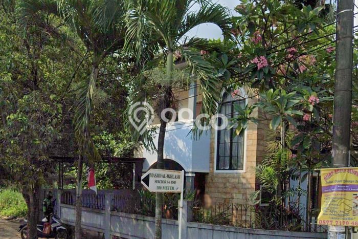 Harga Terbaik Rumah Hoek Perempatan Ramai Jalan Kencana Loka Raya Harga Terbaik Rumah Hoek Perempatan Ramai Jalan Kencana Loka Raya