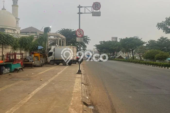 Tanah Disewakan Lokasi Tangerang Seluas 7000m2 Strategis dan Aman Tanah Disewakan Lokasi Tangerang Seluas 7000m2 Strategis dan Aman