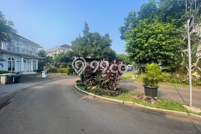 Rumah Luxury Modern Tanpa Renovasi di BSD Bukit Golf Tangerang Rumah Luxury Modern Tanpa Renovasi di BSD Bukit Golf Tangerang