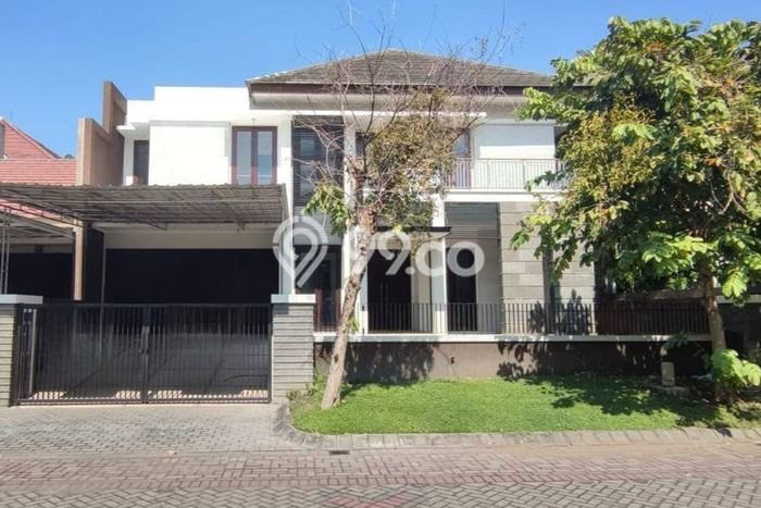 UNIT LANGKA! Rumah di Graha, 6 KT, View Kota, Luas 450m2m² Bangunan 600m2m² UNIT LANGKA! Rumah di Graha, 6 KT, View Kota, Luas 450m2m² Bangunan 600m2m²