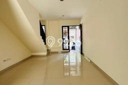 For Sale Rumah 2 Kamar Lokasi Ideal Bagus dan Strategis di Cipondoh For Sale Rumah 2 Kamar Lokasi Ideal Bagus dan Strategis di Cipondoh