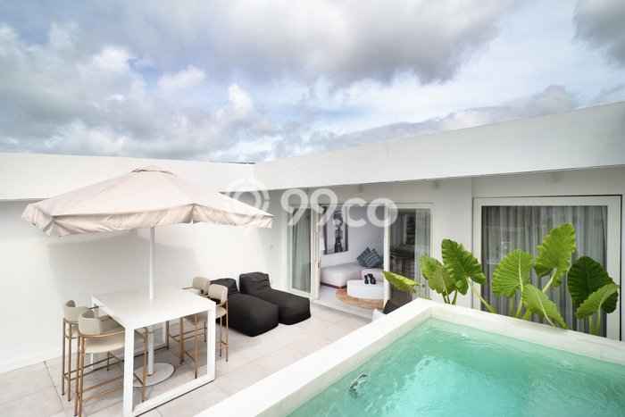 Vila Strategis di , Dimensi 220m2m², Area Nyaman untuk Anda Vila Strategis di , Dimensi 220m2m², Area Nyaman untuk Anda