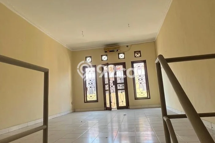 Unit Ruko Dijual di Kuta Badung Luas Tanah 40m2, Luas Bangunan 120m2 Unit Ruko Dijual di Kuta Badung Luas Tanah 40m2, Luas Bangunan 120m2