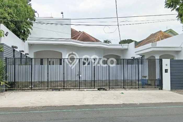 Disewakan Komersial komersial di Klojen luas bangunan 600m2 Disewakan Komersial komersial di Klojen luas bangunan 600m2