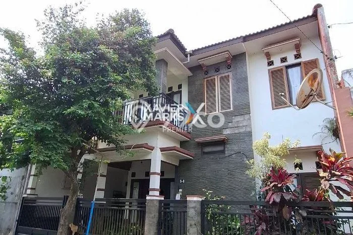 Rumah Modern 5 KT LT 230m2 di Tlogowaru Rumah Modern 5 KT LT 230m2 di Tlogowaru