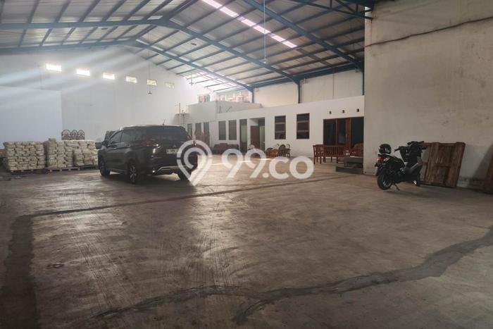 Dijual! Gudang di Kopo Bandung LT 729m2 / LB 600m2 Kawasan Strategis Dijual! Gudang di Kopo Bandung LT 729m2 / LB 600m2 Kawasan Strategis