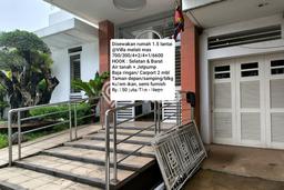 Rumah Cantik Siap Huni Di Serpong Utara Luas 300m2 Aman Rumah Cantik Siap Huni Di Serpong Utara Luas 300m2 Aman