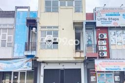 Unit Ruko Disewakan di Sindang Barang di Area Ramai & Strategis Unit Ruko Disewakan di Sindang Barang di Area Ramai & Strategis