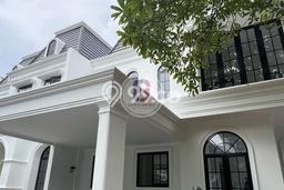 Hunian Mewah LB 266m2 Siap Pakai Desain Elegan di Bintaro, Jakarta Selatan Hunian Mewah LB 266m2 Siap Pakai Desain Elegan di Bintaro, Jakarta Selatan