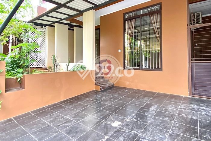 Rumah Luxury Modern Tanpa Renovasi di Bintaro Jakarta Selatan Rumah Luxury Modern Tanpa Renovasi di Bintaro Jakarta Selatan