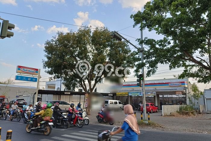 Komersial Dijual Lokasi Emas di Gebog Luas 250m2 Komersial Dijual Lokasi Emas di Gebog Luas 250m2