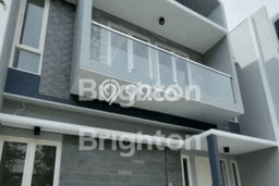 Rumah Strategis dengan Luas Tanah 129m² dan Luas Bangunan 188m² di Kawasan Manyar, Surabaya Rumah Strategis dengan Luas Tanah 129m² dan Luas Bangunan 188m² di Kawasan Manyar, Surabaya