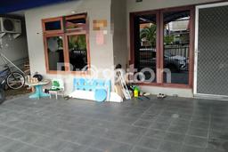 Rumah Kawasan Rungkut, Luas 160m², Bangunan 120m² Rumah Kawasan Rungkut, Luas 160m², Bangunan 120m²