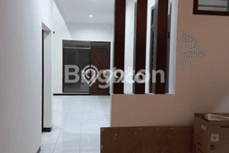 BEST CHOICE! Rumah kawasan Sukolilo, 3 KM, Dekat Mall, Luas 160m² LB 160m² BEST CHOICE! Rumah kawasan Sukolilo, 3 KM, Dekat Mall, Luas 160m² LB 160m²
