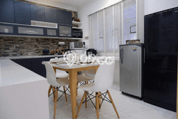 SPECIAL PRICE! Rumah Asri di Kenjeran, Luas 122m² Bangunan 250m² SPECIAL PRICE! Rumah Asri di Kenjeran, Luas 122m² Bangunan 250m²