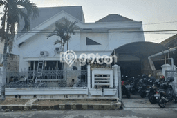 DIJUAL CEPAT! Rumah Dharma Husada, Surabaya, Luas 240m² Bangunan 288m² DIJUAL CEPAT! Rumah Dharma Husada, Surabaya, Luas 240m² Bangunan 288m²