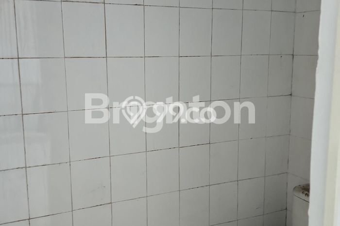 Ruko Premium Kawasan Nginden, Luas 77m², Area Bisnis, Tingkat Keramaian Tinggi Ruko Premium Kawasan Nginden, Luas 77m², Area Bisnis, Tingkat Keramaian Tinggi