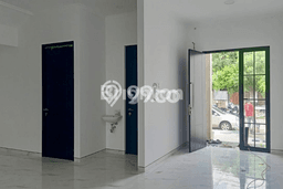 Rumah LT 152m² / LB 190m² Dekat Rumah Sakit di Sutorejo, Surabaya Rumah LT 152m² / LB 190m² Dekat Rumah Sakit di Sutorejo, Surabaya