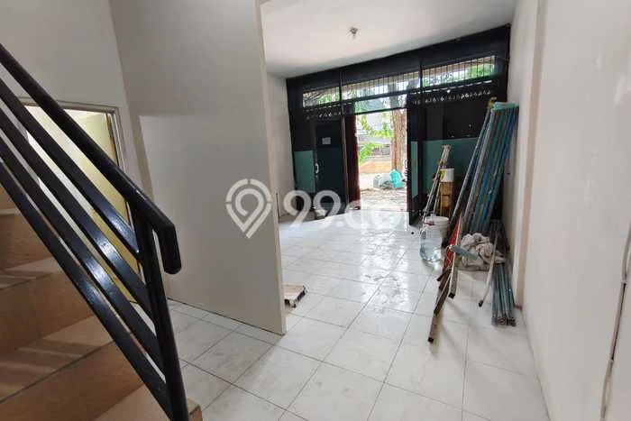Ruko Bagus Dijual LB 48m2 Lokasi Strategis Surabaya Area Cocok untuk Berbisnis Ruko Bagus Dijual LB 48m2 Lokasi Strategis Surabaya Area Cocok untuk Berbisnis
