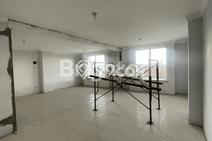 KAWASAN BISNIS! Ruko Kawasan Gayungan, Luas 390m², Area Strategis KAWASAN BISNIS! Ruko Kawasan Gayungan, Luas 390m², Area Strategis