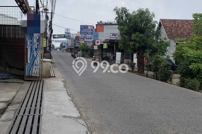 Gudang paling strategis disewakan di Cileungsi Bogor Gudang paling strategis disewakan di Cileungsi Bogor